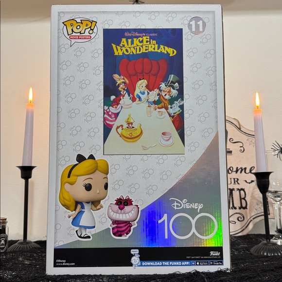 Funko Alice in Wonderland with Cheshire Cat - Picture 7 of 9